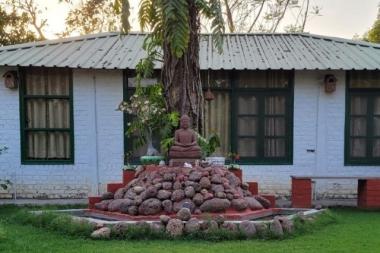peacock villa