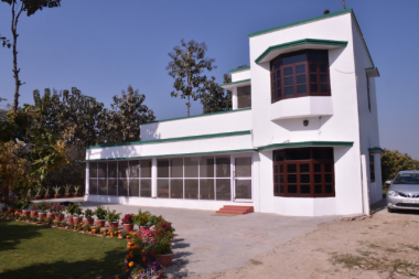peacock_villa